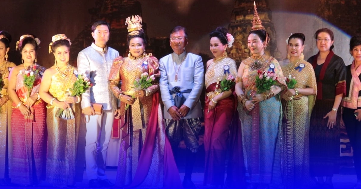 เรือนลดา จัดงานประเพณีลอยกระทง ประกวดนางนพมาศ มิสมาแรงค์ อายุ 50-70 ปี จัดกิจกรรมวิธีไทยย้อนยุคยิ่งใหญ่อลังการ