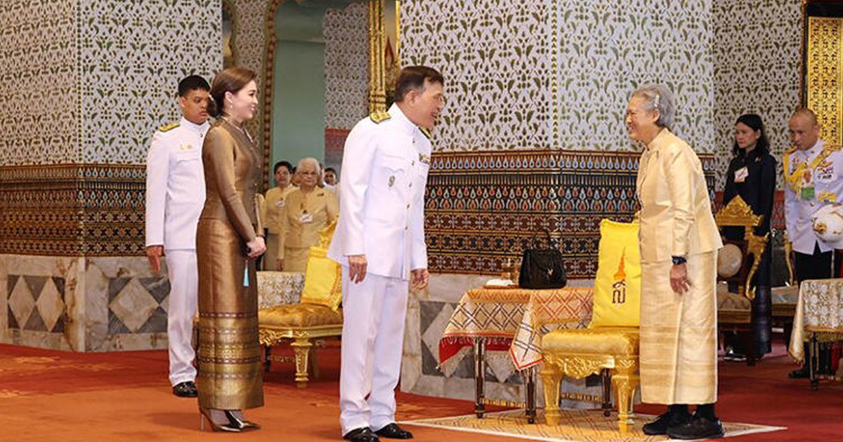 ในหลวง-พระราชินี เสด็จฯ พร้อมด้วย เจ้าฟ้าทีปังกรรัศมีโชติฯ ไปทรงบำเพ็ญพระราชกุศล พระราชพิธีสงกรานต์ พ.ศ.2568